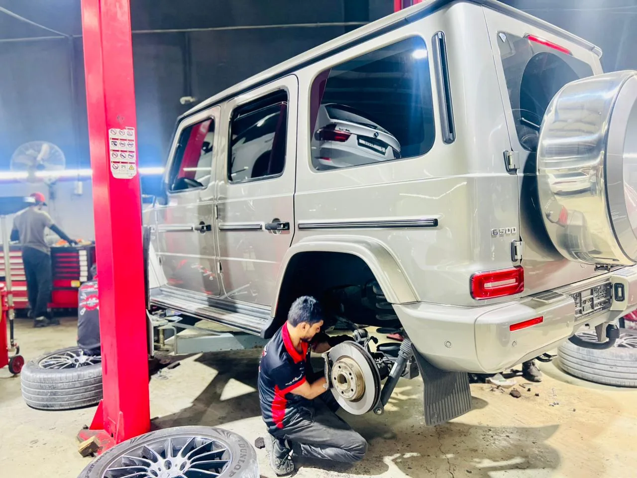 JAS Auto Workshop gallery photo 3