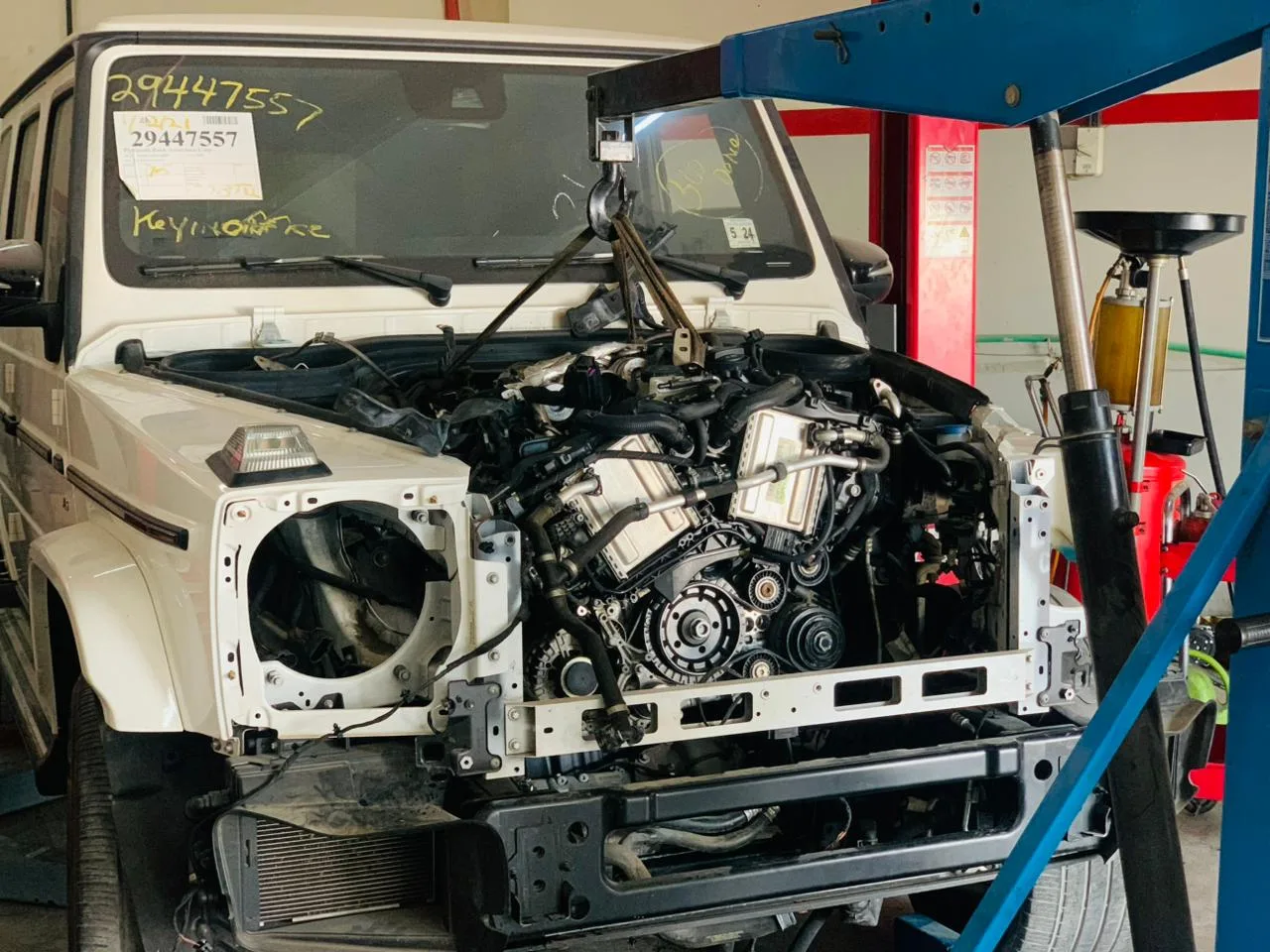 Mercedes-Benz service bay at JAS Auto Workshop